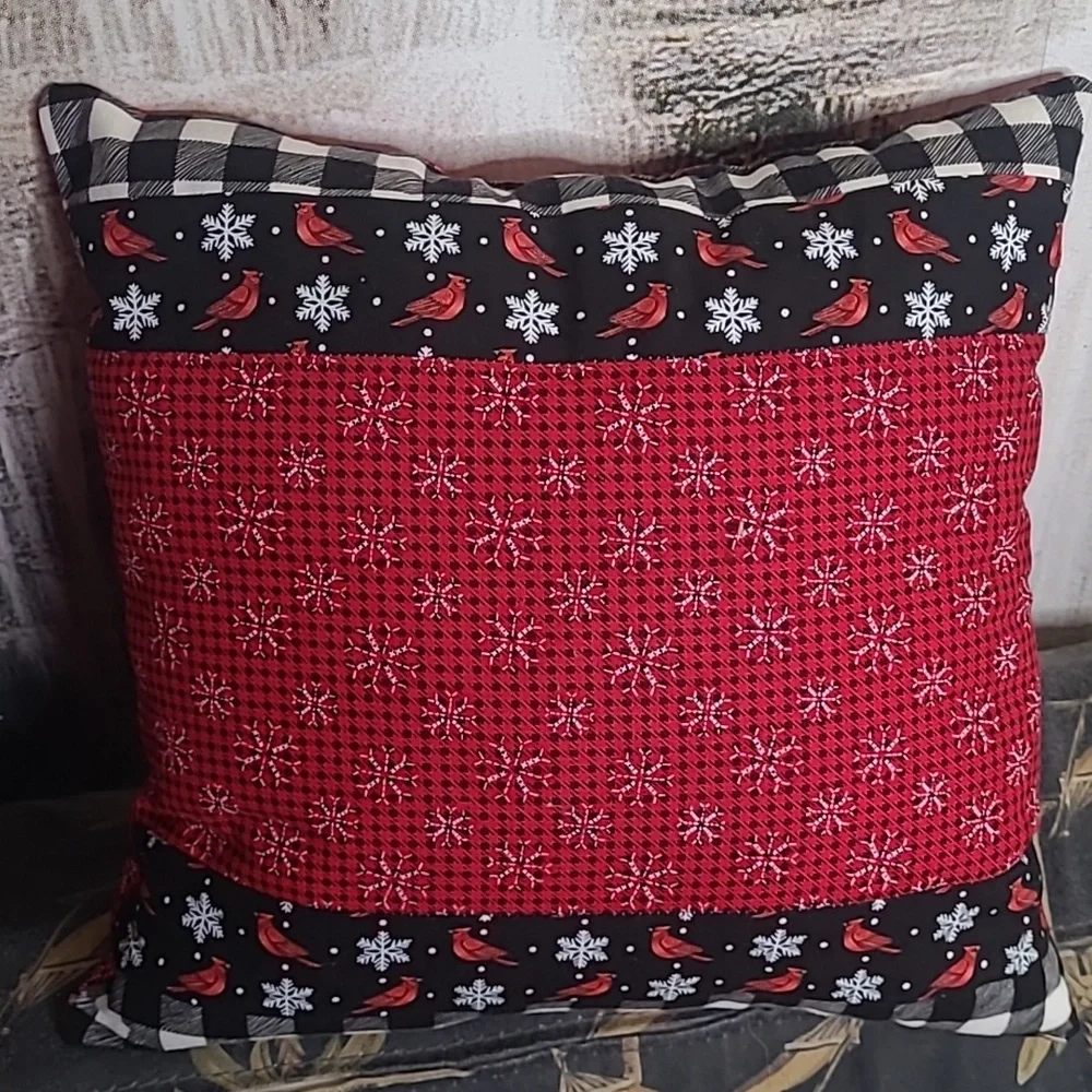 Set of 2 Decorative Red Black & White Winter Theme Snowflake Pillow Set